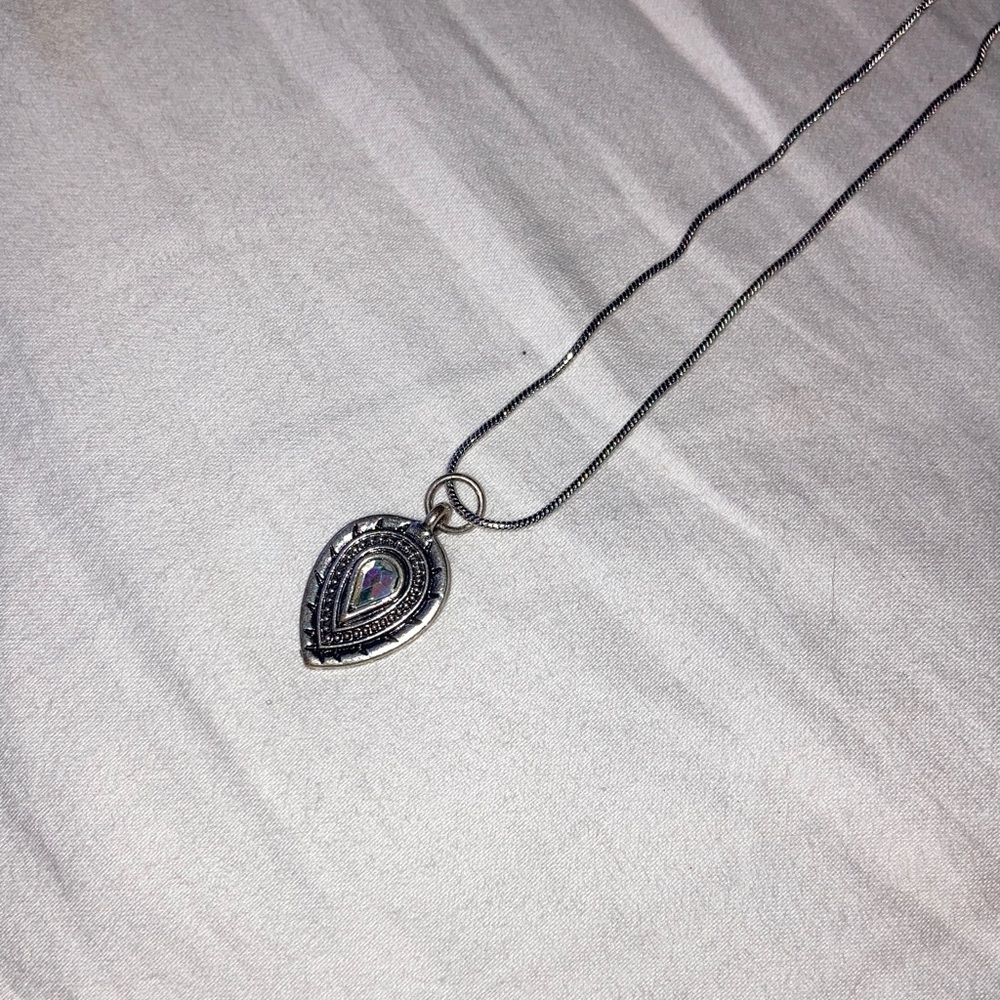 Elegant Silver Teardrop Pendant Necklace